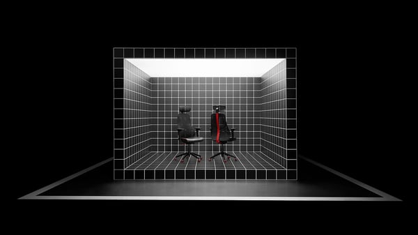 Черное игровое кресло с красными акцентами, электронный дизайн.