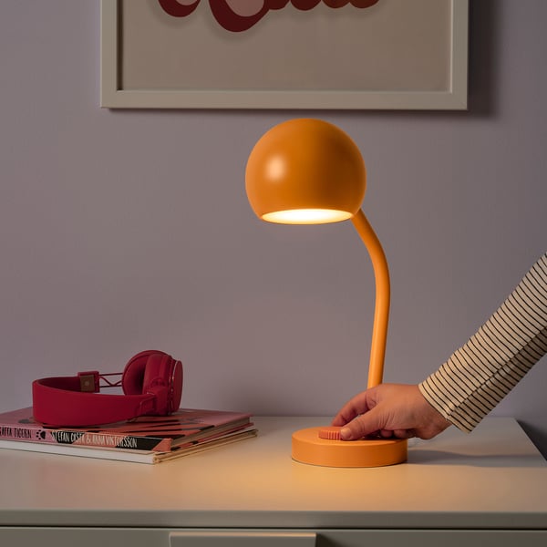 KORVSNÖRE مصباح مكتب LED