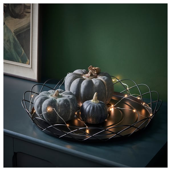 Decorative tray with pumpkins and lights, HÖSTAGILLE collection, suitable for autumn decor.