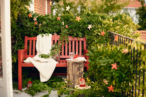 PÄRONHOLMEN Bench with backrest, outdoor, red