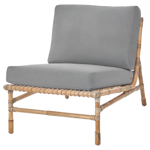 TVARÖ outdoor chair: grey cushion, natural rattan frame, modern design.