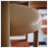 BERGSHYTTAN / STOCKHOLM 2025 Table et 6 chaises