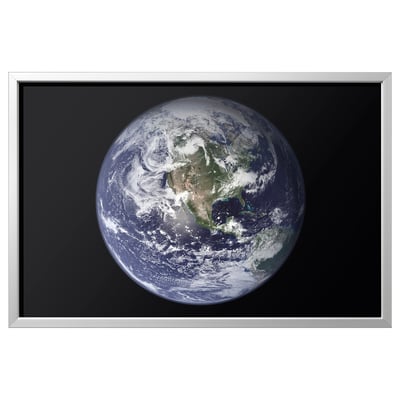 BJÖRKSTA Image avec cadre, la Terre/couleur aluminium, 118x78 cm