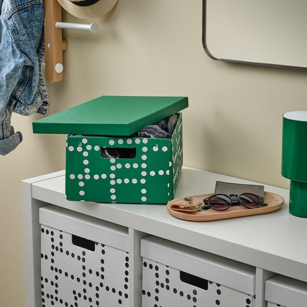 FJÄDERHARV Boîte de rangement avec couvercle, vert/à pois, 25x35x16 cm