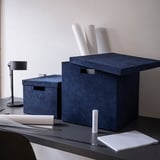 GJÄTTA Boîte de rangement avec couvercle, velours bleu foncé, 32x35x32 cm