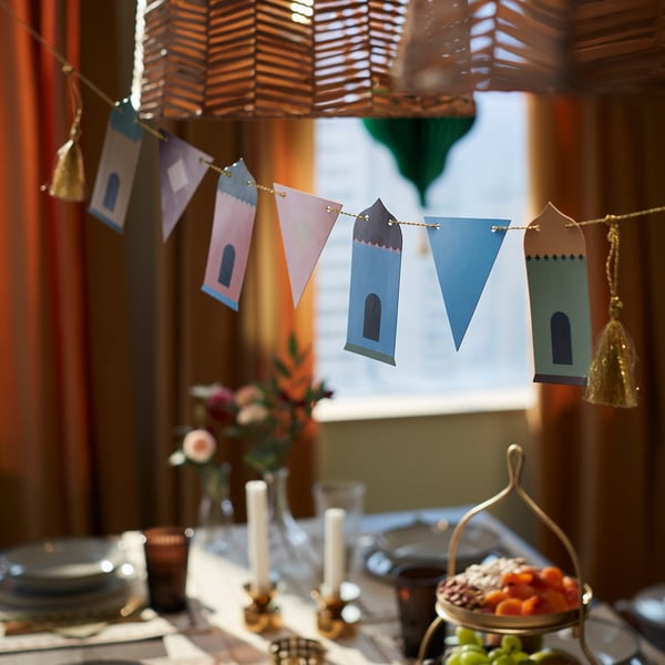 GOKVÄLLÅ Guirlande, maison drapeau/multicolore, 1.9 m