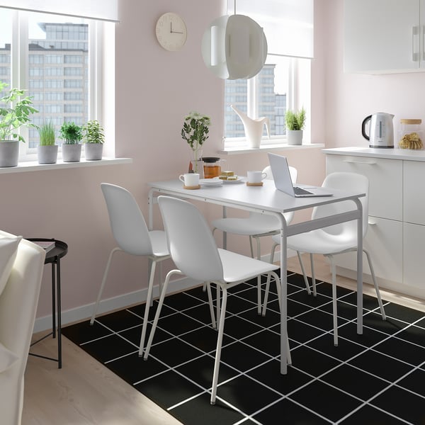 GRÅSALA / LIDÅS Table et 4 chaises, gris/blanc blanc, 110 cm