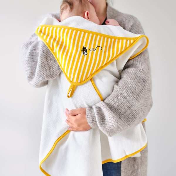 GRÖNFINK Cape de bain bébé, jaune, 80x80 cm