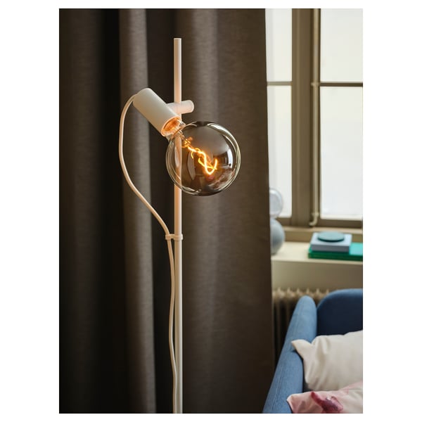 HÅRSLINGA Lampadaire, blanc