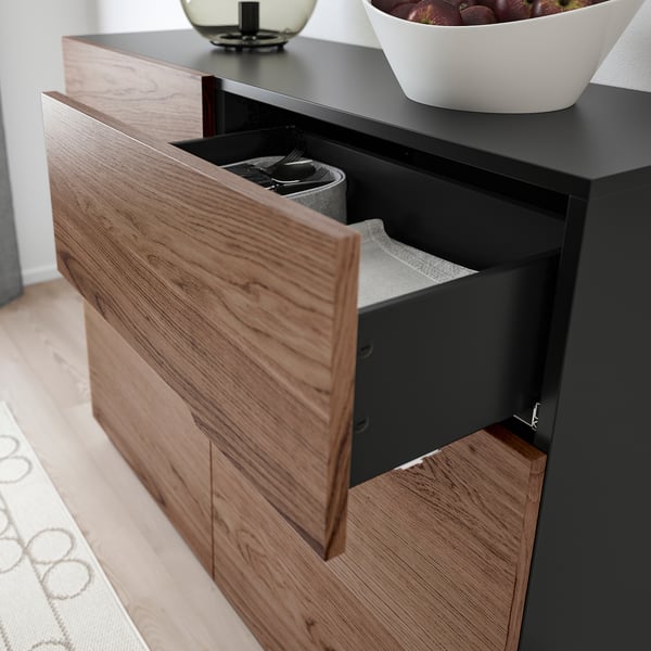 KLACKENÄS Buffet, noir/plaqué chêne teinté brun, 120x97 cm