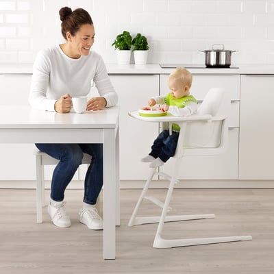 Swan Chaise haute bébé avec tablette et ceinture de sécurité