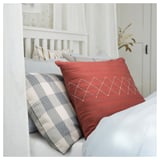 MÄVINN Housse de coussin, rouge blanc/broderie, 50x50 cm
