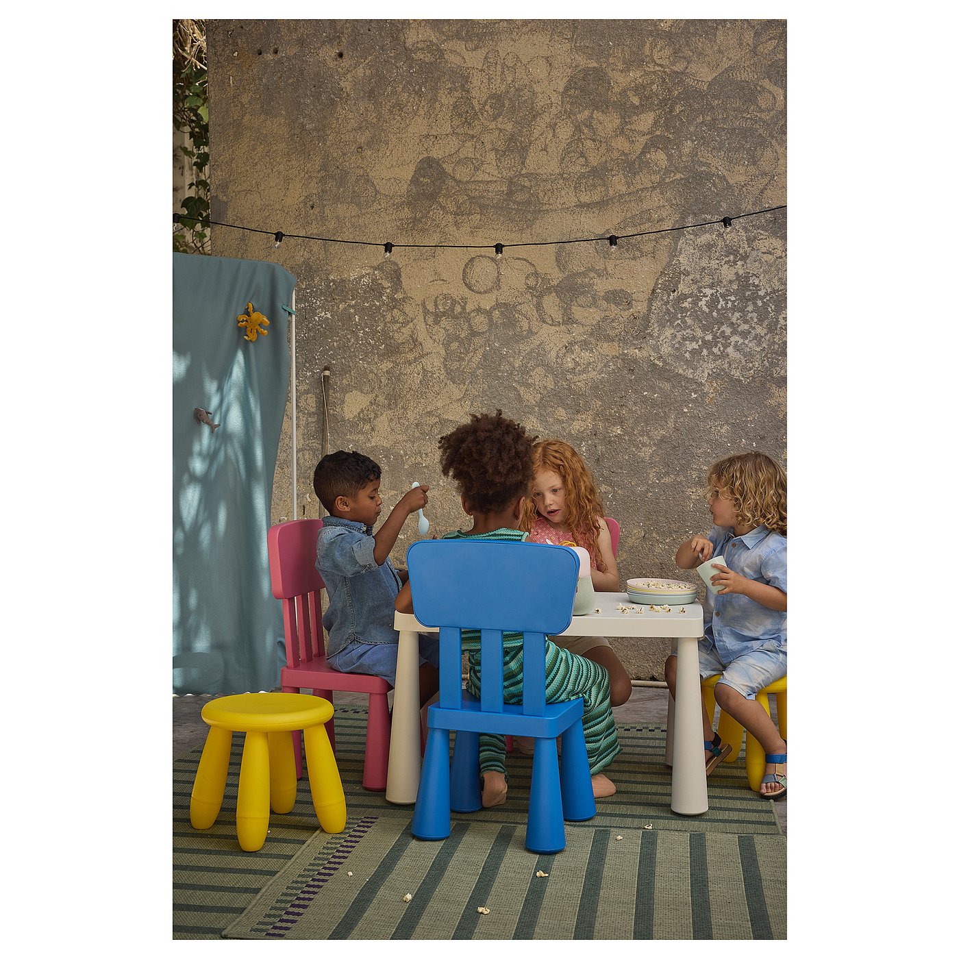 Tabouret Enfant IKEA MAMMUT - Jaune - Plastique - Pour Intérieur/extérieur - Hauteur 30 Cm