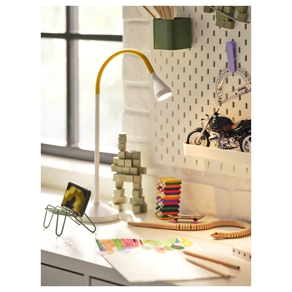 NÄVLINGE Lampe de bureau à LED, jaune/blanc