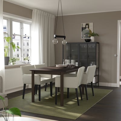 STRANDTORP / MÅRENÄS Table et 4 chaises, brun/Gunnared beige noir, 150/205/260 cm