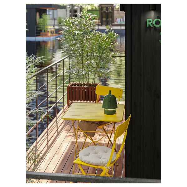 SUNDSÖ Table, jaune vif extérieur, 65x65 cm