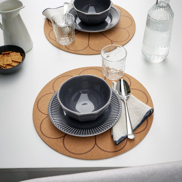 SVARTVIDE Set de table, liège/à motifs fleur, 35 cm