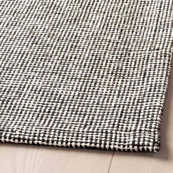 TIPHEDE Tapis tissé à plat, noir/naturel, 155x220 cm