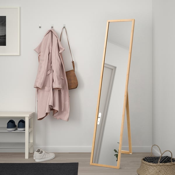 VÄRSNÄS Miroir sur pied, bambou, 30x150 cm