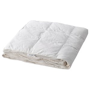 FJÄLLHAVRE white duvet, soft & warm, down-filled, clean design.