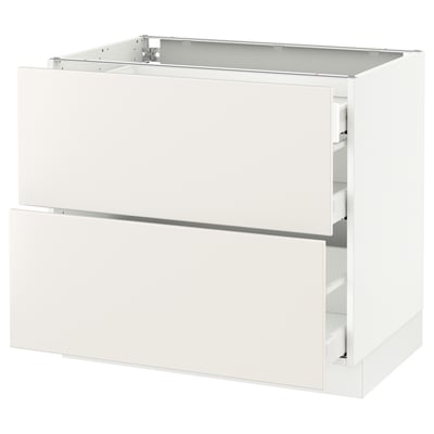 White SEKTION kitchen cabinet with veddinge smooth fronts. Square shape, glossy finish. Modern design.