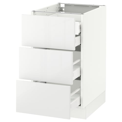 SEKTION white gloss kitchen cabinet with three drawers.