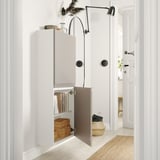 BESTÅ Gabinete de pared 2 puertas, blanco/Hammarsmed beige, 60x22x128 cm