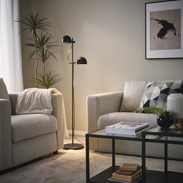 FOLKBÅT Lámpara de piso con 2 focos, negro
