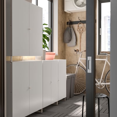 JOSTEIN Estante con puertas, int/ext/blanco, 182x44x180 cm