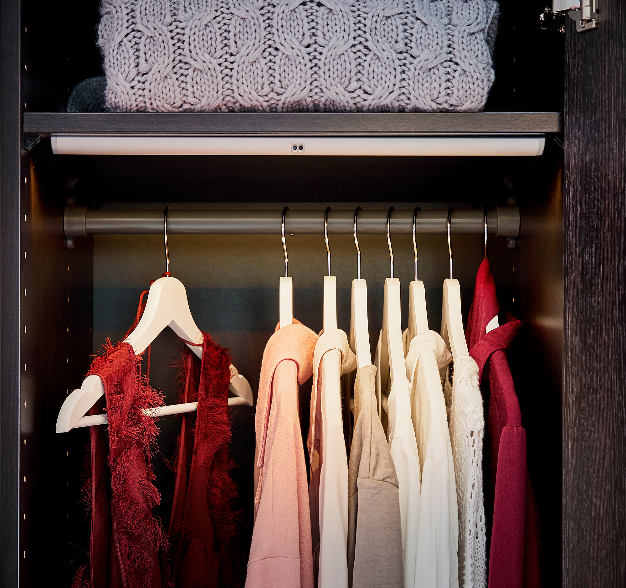 KOMPLEMENT Barra para clóset, gris oscuro, 50 cm - IKEA