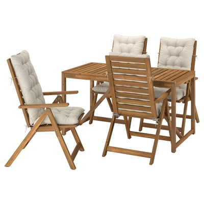 NÄMMARÖ Mesa y 4 sillas reclinables, ext, tinte café claro/Kuddarna gris claro/beige, 140x75 cm