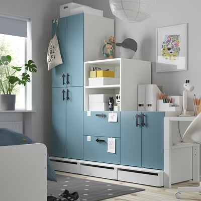 SMÅSTAD / UPPFÖRA Combinación de almacenamiento, blanco/azul, 180x65x196 cm