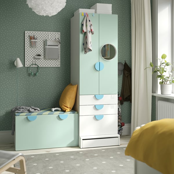 SMÅSTAD / UPPFÖRA Combinación de almacenamiento, blanco Verde claro/con banca, 150x65x196 cm