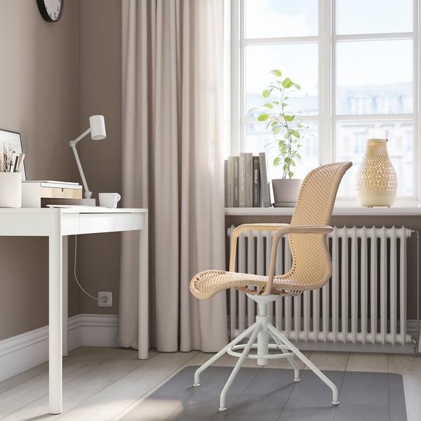 STIGBYGEL Silla giratoria c/reposabrazos, beige/blanco