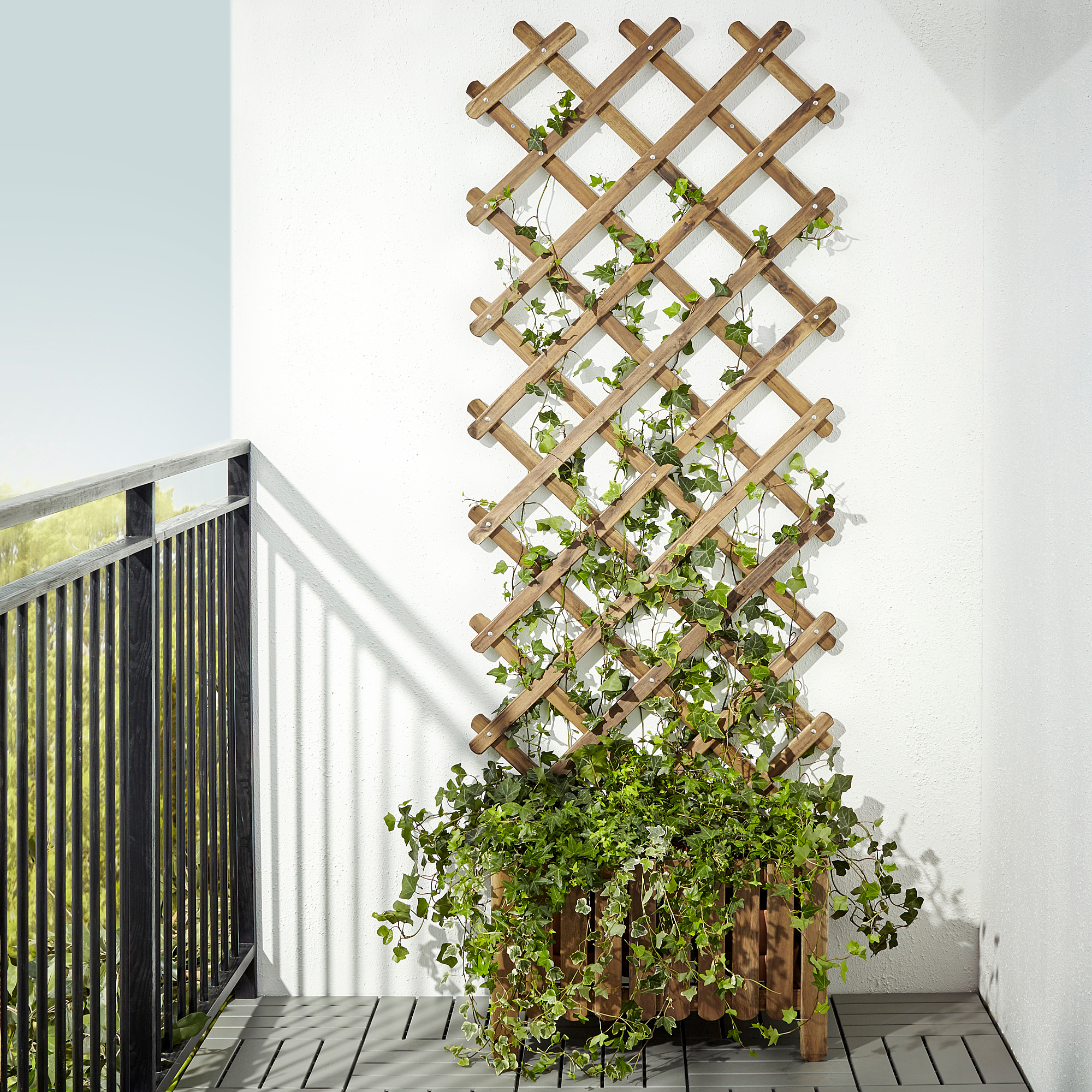 ASKHOLMEN Flower box w trellis, outdoor - light brown ...