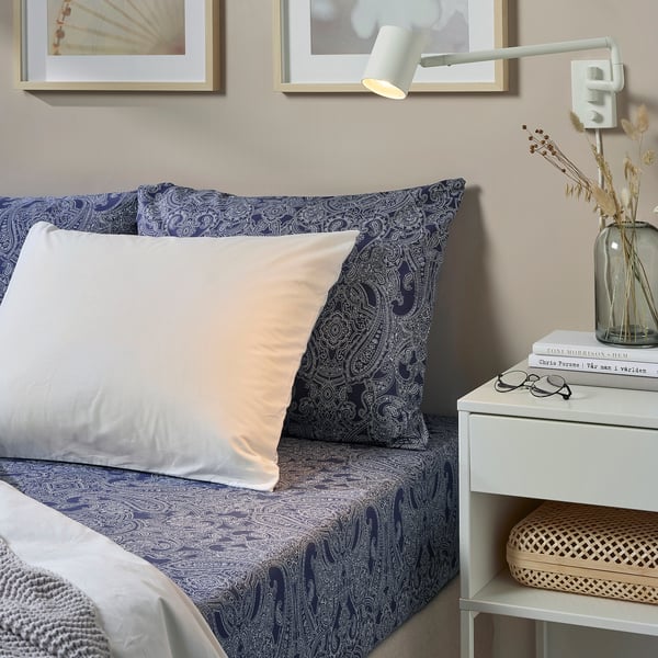 JÄTTEVALLMO Fitted sheet, dark blue/white, 90x200 cm