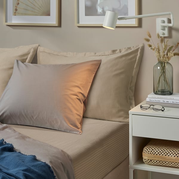 LÄKEVÄNDEROT Fitted sheet, beige, 150x200 cm