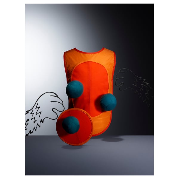 LUSTIGT Tag game with vest and balls
