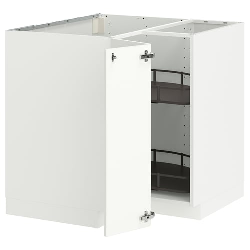 White METOD kitchen cabinet with shelves.