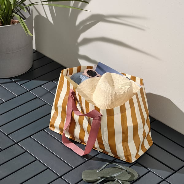 SÄCKKÄRRA Carrier bag, off-white/yellow-brown/striped, 18x45x28 cm/22 l