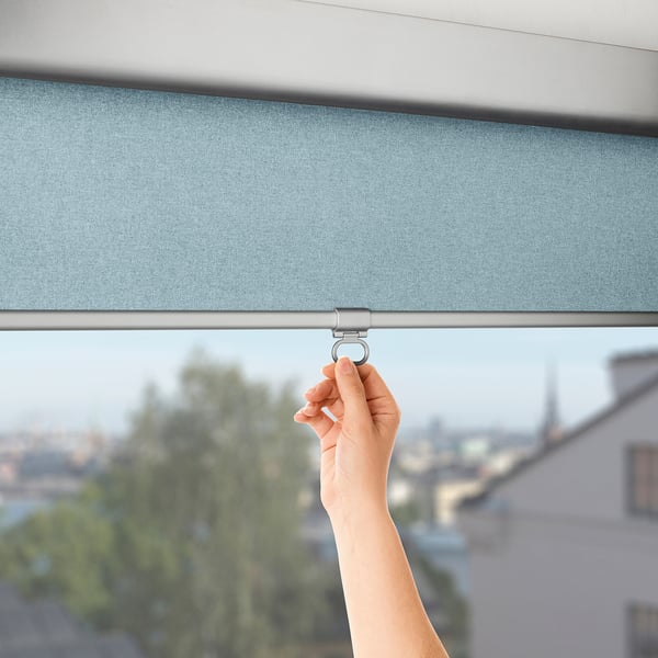 TRETUR Block-out roller blind, light blue, 140x195 cm