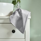VINARN Bath towel, light grey, 70x140 cm