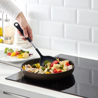IKEA 365+ HJÄLTE Sudip kuali, keluli tahan karat/hitam