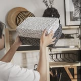 RÄTTAREN Set 2 unit kotak storan berpenutup, hitam/putih