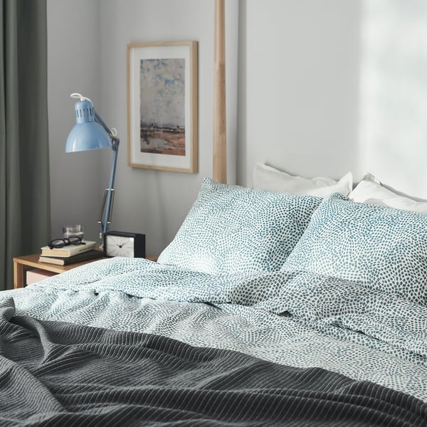 TRÄDKRASSULA Sarung duvet dan sarung bantal, putih/biru, 150x200/50x80 cm