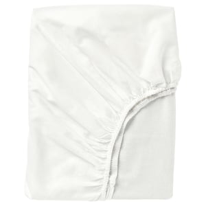 A white FÄRGMÅRA fitted sheet with elastic edges, made of 100% cotton.