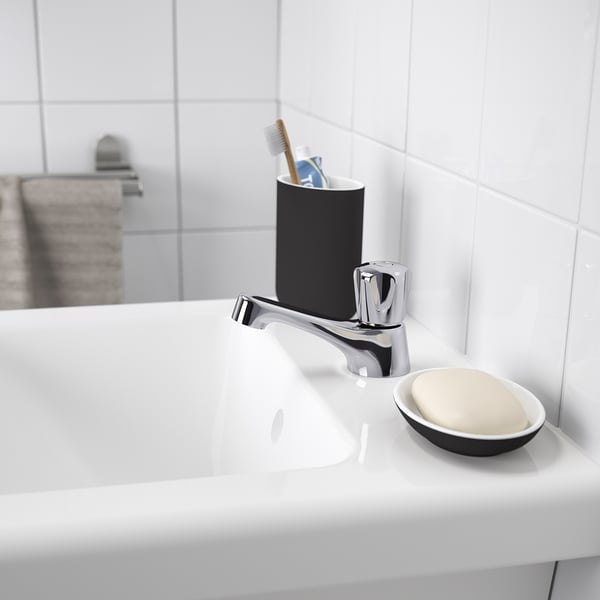 Chrome HAVSJÖN faucet with soap dish & toothbrush holder, sleek & modern.