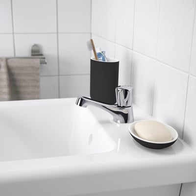 Chrome HAVSJÖN faucet with soap dish & toothbrush holder, sleek & modern.