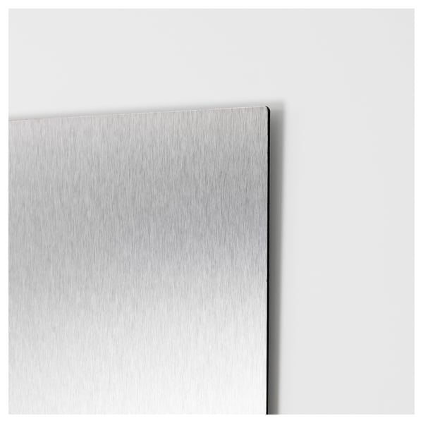 Sleek metal-finished picture frame. Displays artwork with a 3d effect.