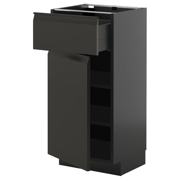METOD black kitchen cabinet with drawer and shelves.